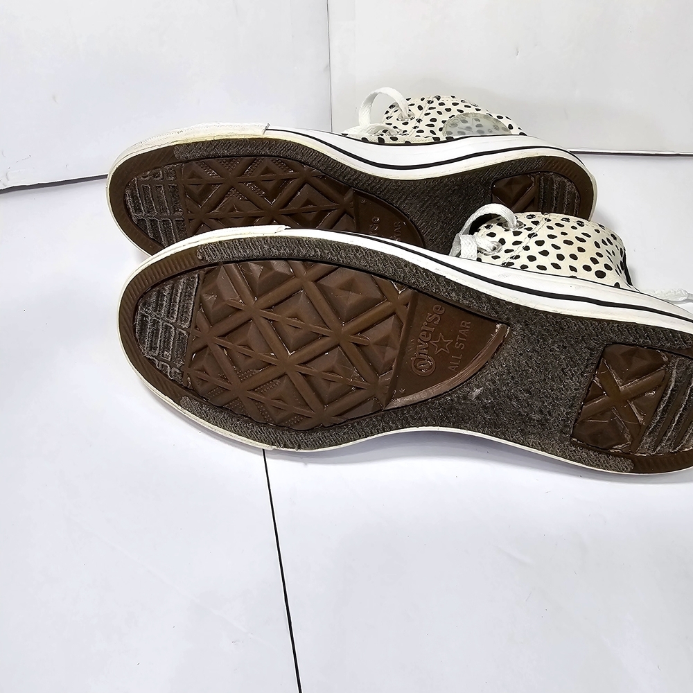 Polka Dot High-Top Athletic Shoes - Picture 2 of 10